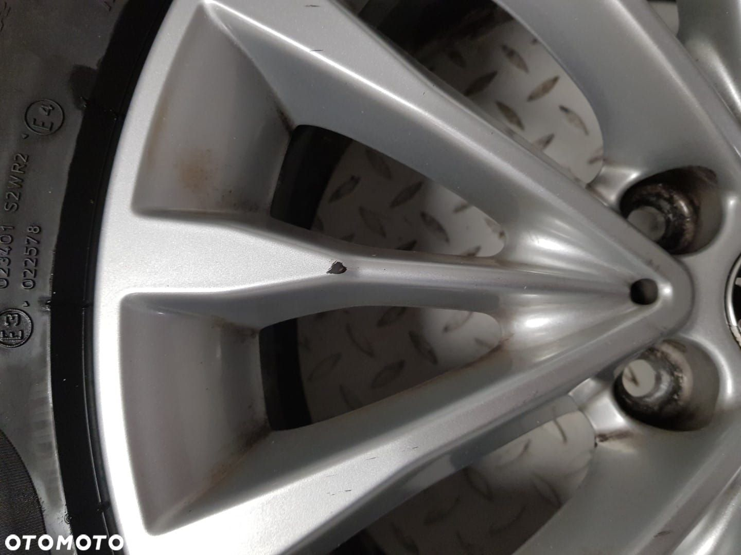 ŁADNY KOMPLET KOŁA ALUFELGI FELGI BMW 5 G30 G31 PIRELLI ZIMOWE RUN FLAT 245 45 18 8,0x19 ET30 5x120 - 4