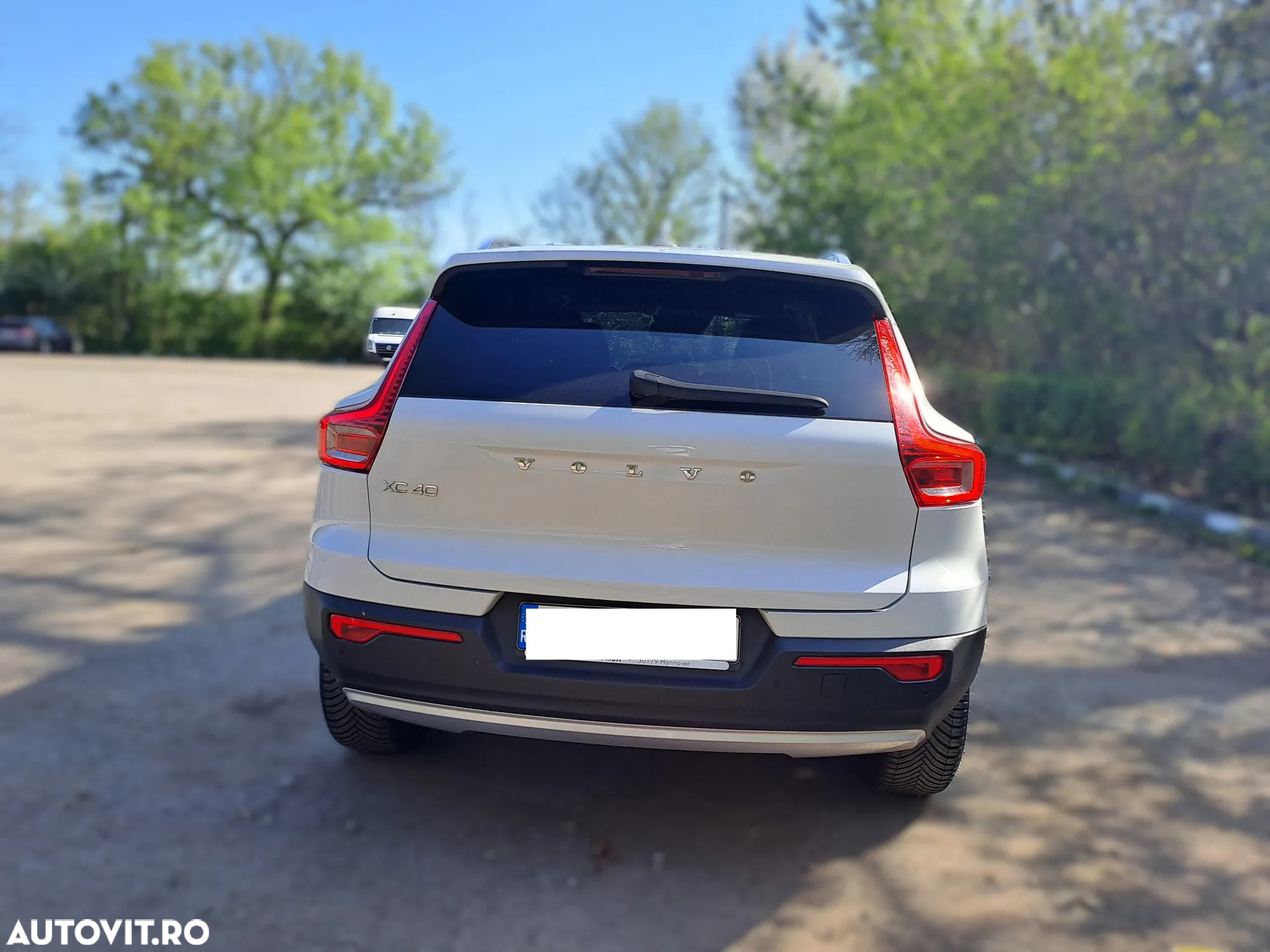 Volvo XC 40 D3 AWD Geartronic Momentum - 5