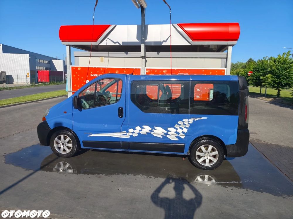 Renault Trafic - 2