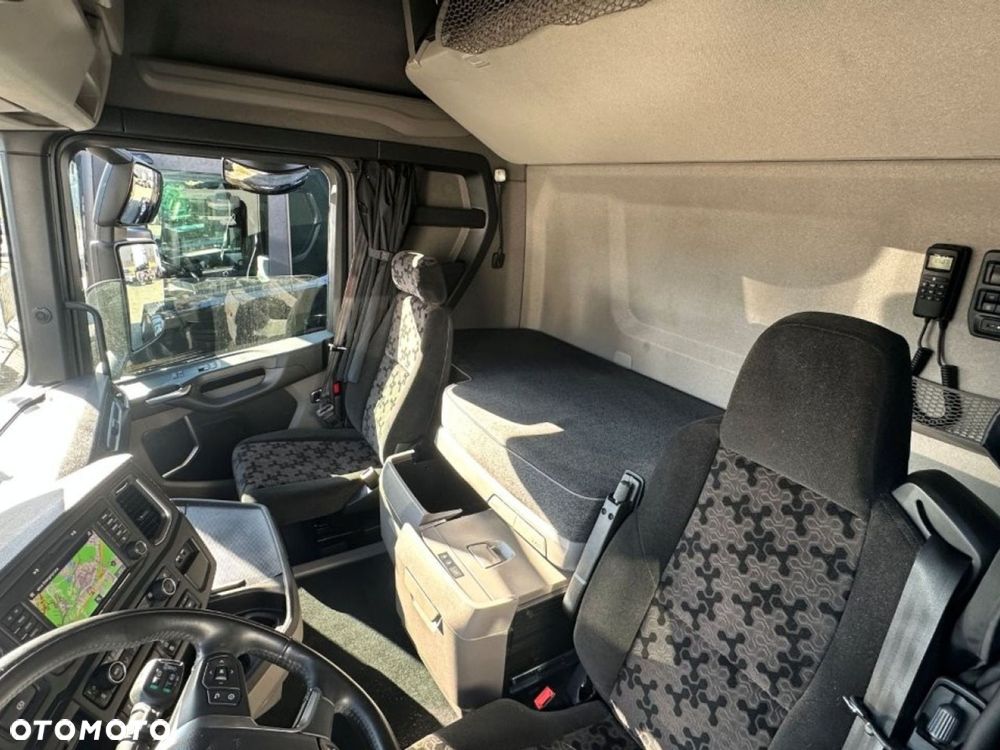 Scania R 460 A4x2NA - 12