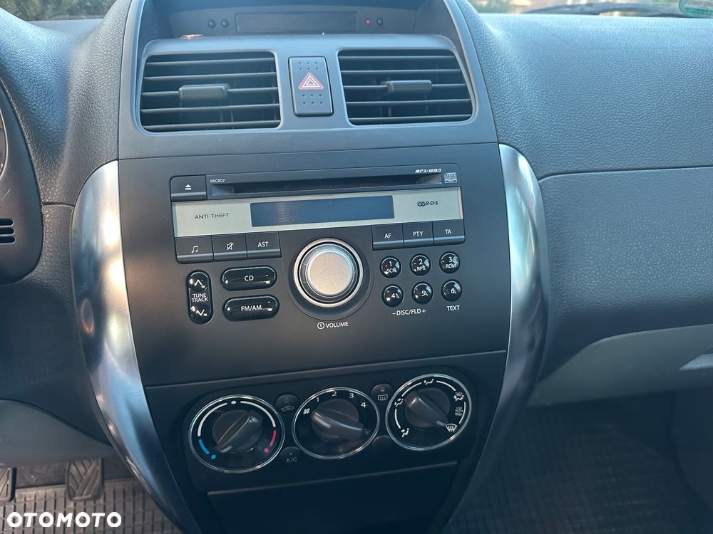 Suzuki SX4 - 11