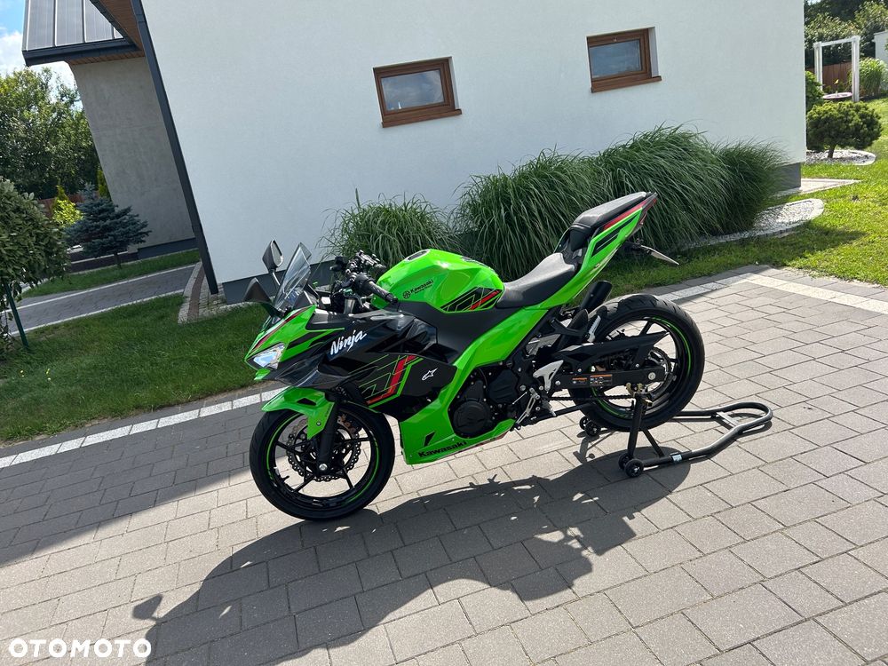 Kawasaki Ninja - 2