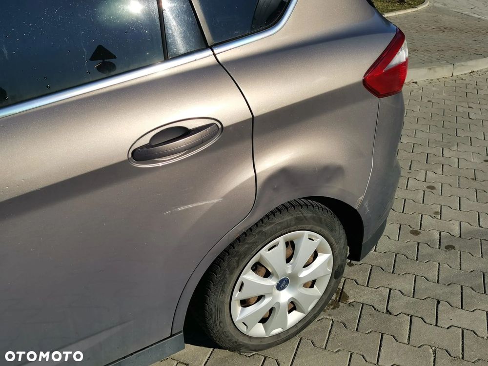 Ford C-MAX - 10