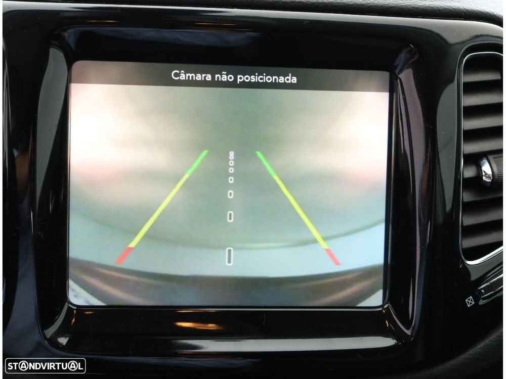 Jeep Compass 1.3 T Limited - 30