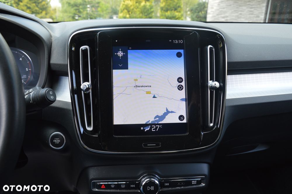 Volvo XC 40 D3 AWD Geartronic Momentum Pro - 14