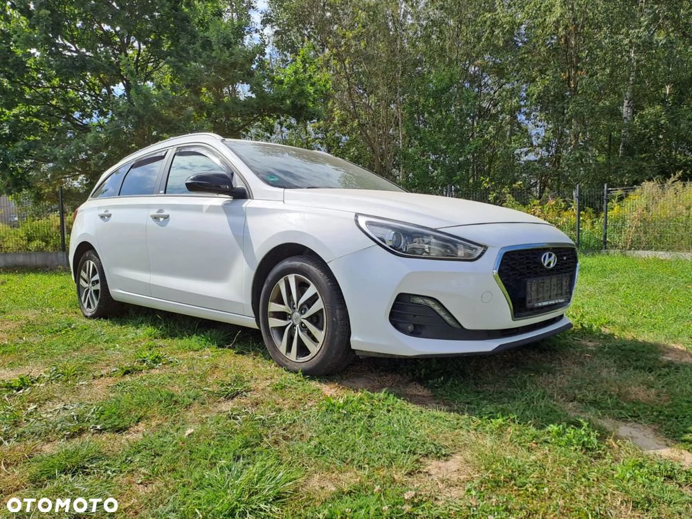 Hyundai i30 1.4 T-GDI Comfort DCT - 9