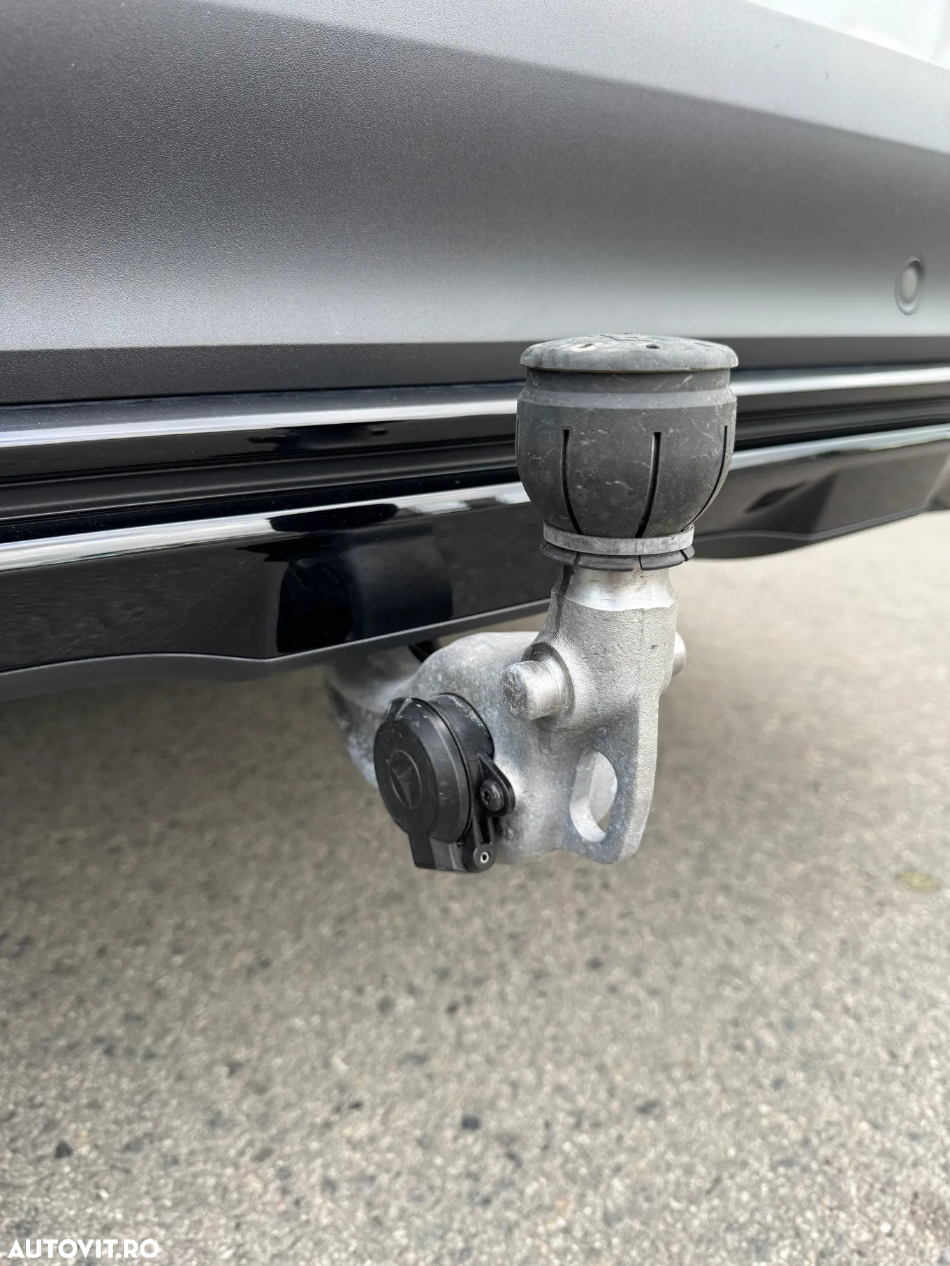 Mercedes-Benz E 300 Hybrid de All-Terrain 4MATIC Aut. - 35