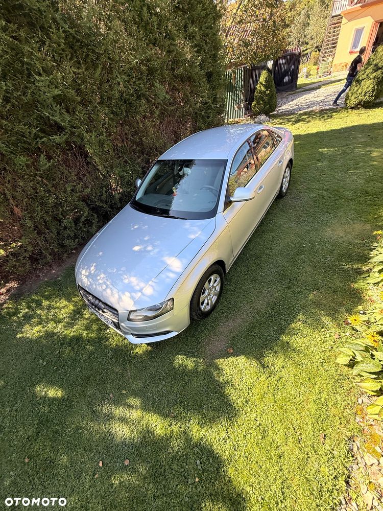 Audi A4 Limousine - 18