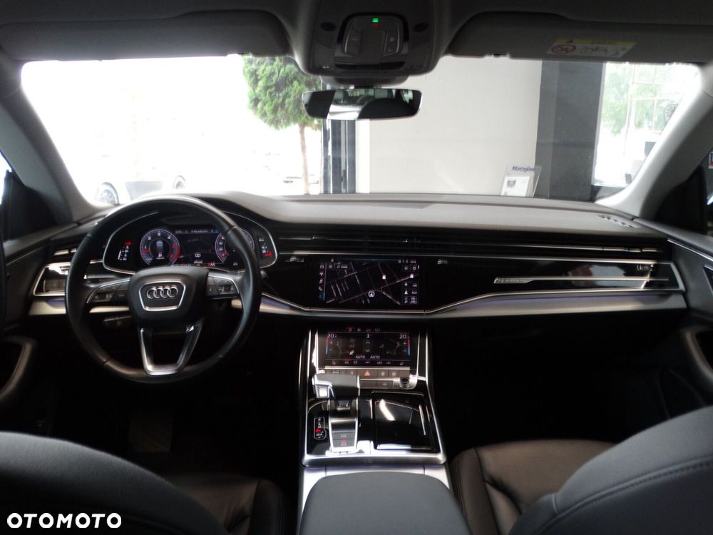 Audi Q8 - 27