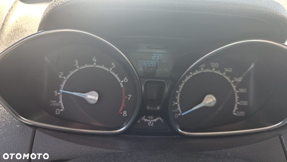 Ford EcoSport 1.0 EcoBoost TREND - 14