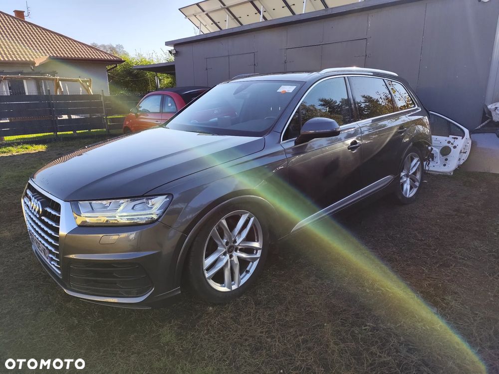 Audi Q7 3.0 TDI ultra Quattro Tiptronic - 14