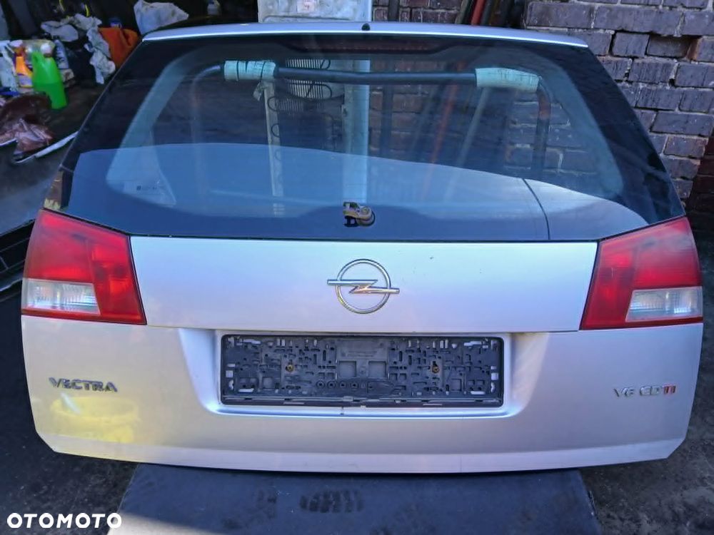 Opel Vectra C kombi lift klapa bagażnika kod lakieru Z157 - 1