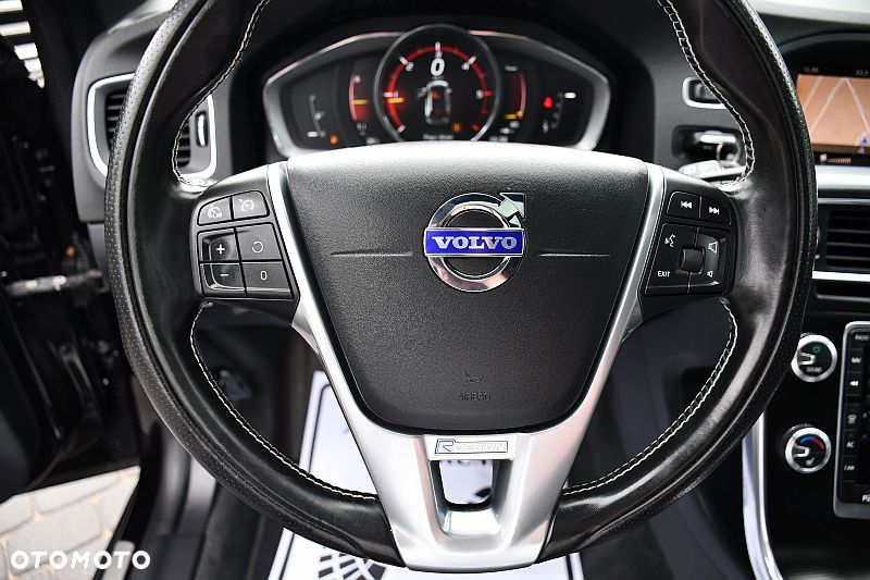 Volvo V60 D4 Geartronic RDesign - 12