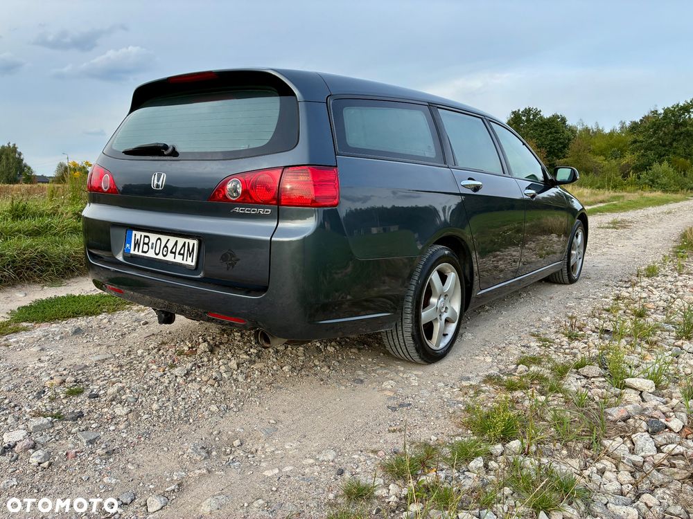 Honda Accord 2.0 i Executive - 7