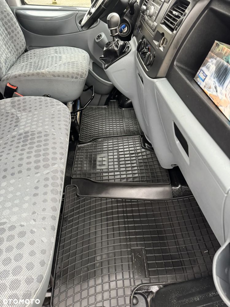 Ford Transit - 15
