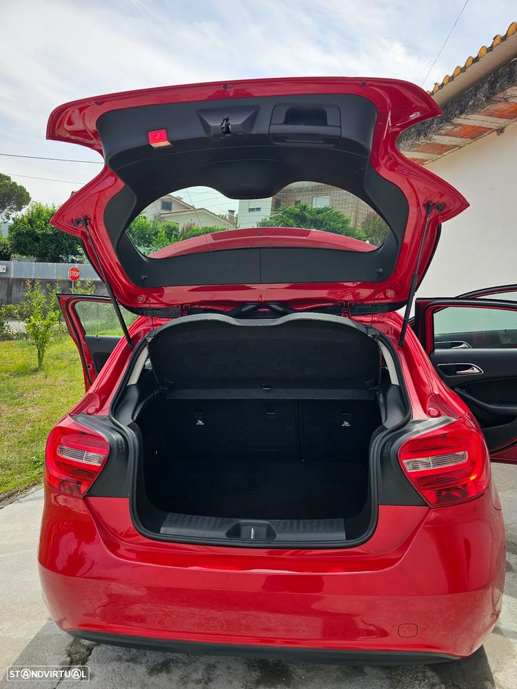Mercedes-Benz A 180 CDI (BlueEFFICIENCY) - 11