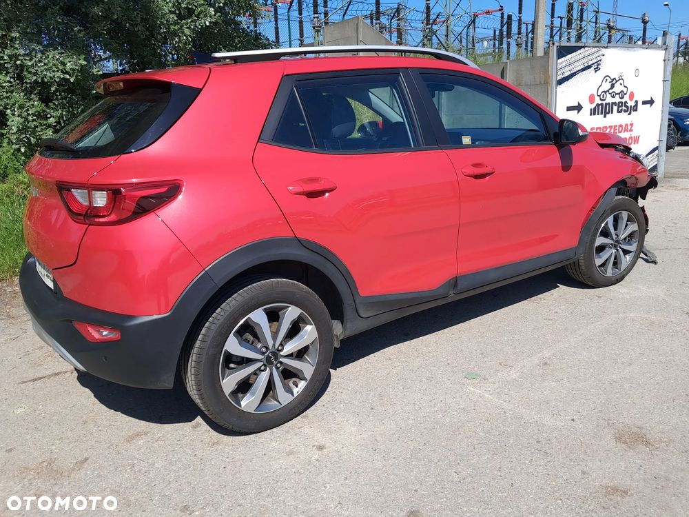 Kia Stonic - 4