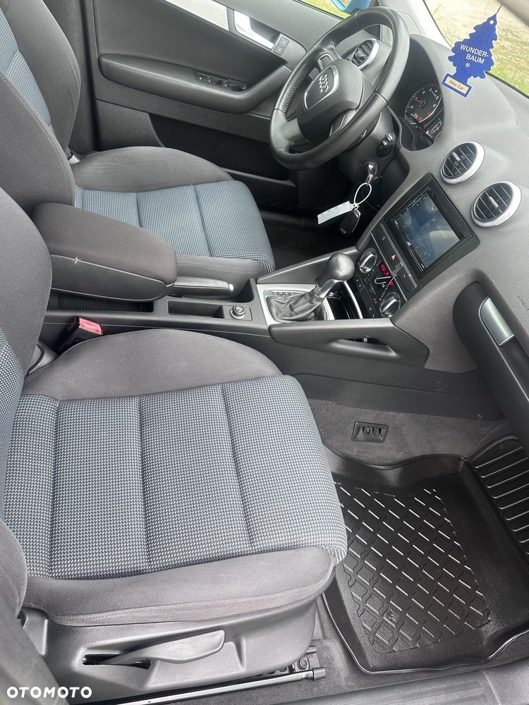 Audi A3 Sportback - 8