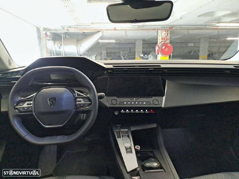 Peugeot 408 1.2 Hybrid Allure e-DCS6 - 8