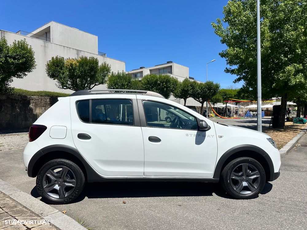 Dacia Sandero 0.9 TCe SL Stepway of Life - 9