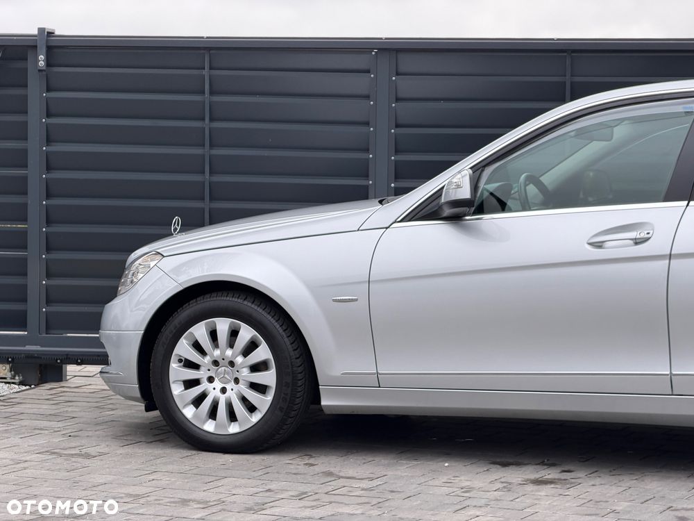 Mercedes-Benz Klasa C 180 Kompressor Avantgarde - 36