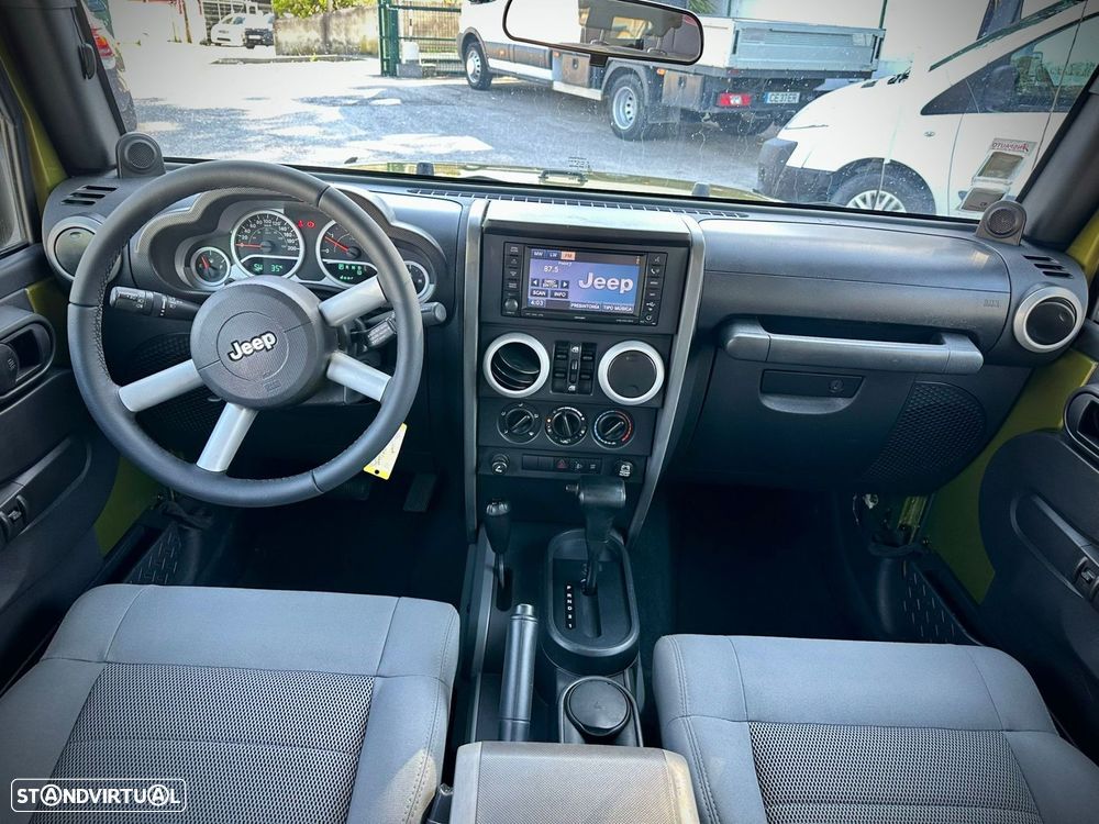 Jeep Wrangler Unlimited - 9