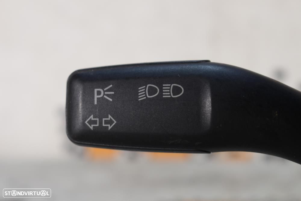 Manete Das Luzes / Piscas Audi A3 (8P1)  8P0953513a / 01103600 - 6