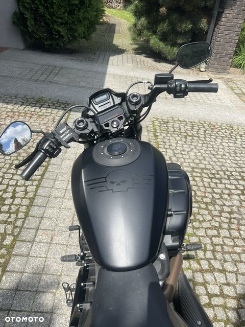 Harley-Davidson Softail FXDR - 9