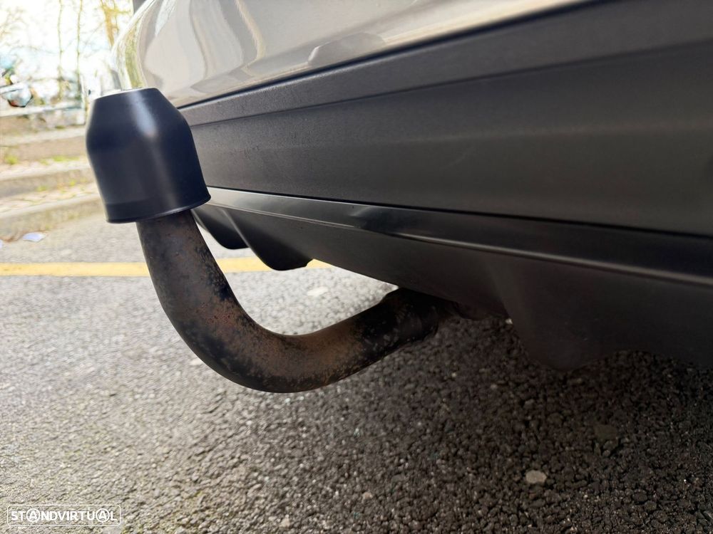 Mercedes-Benz C 180 Station 9G-TRONIC AMG Line - 19