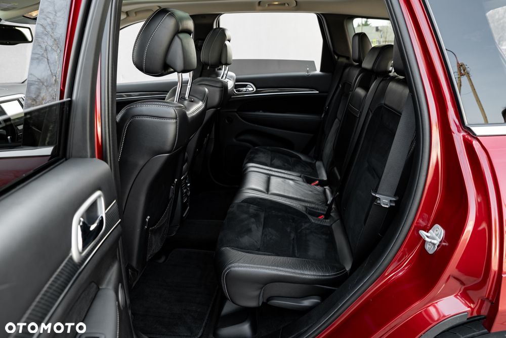 Jeep Grand Cherokee SRT8 - 20