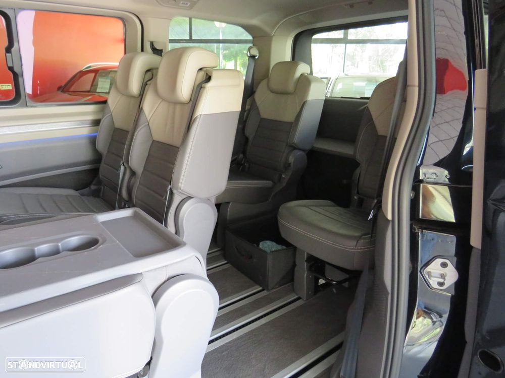 VW Multivan 2.0 TDI Style DSG - 18