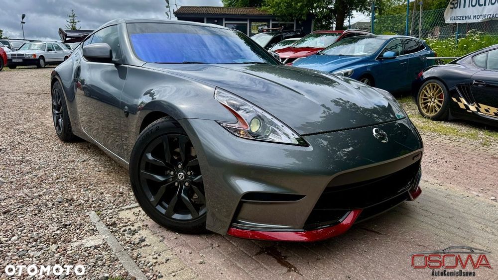 Nissan 370 Z - 8