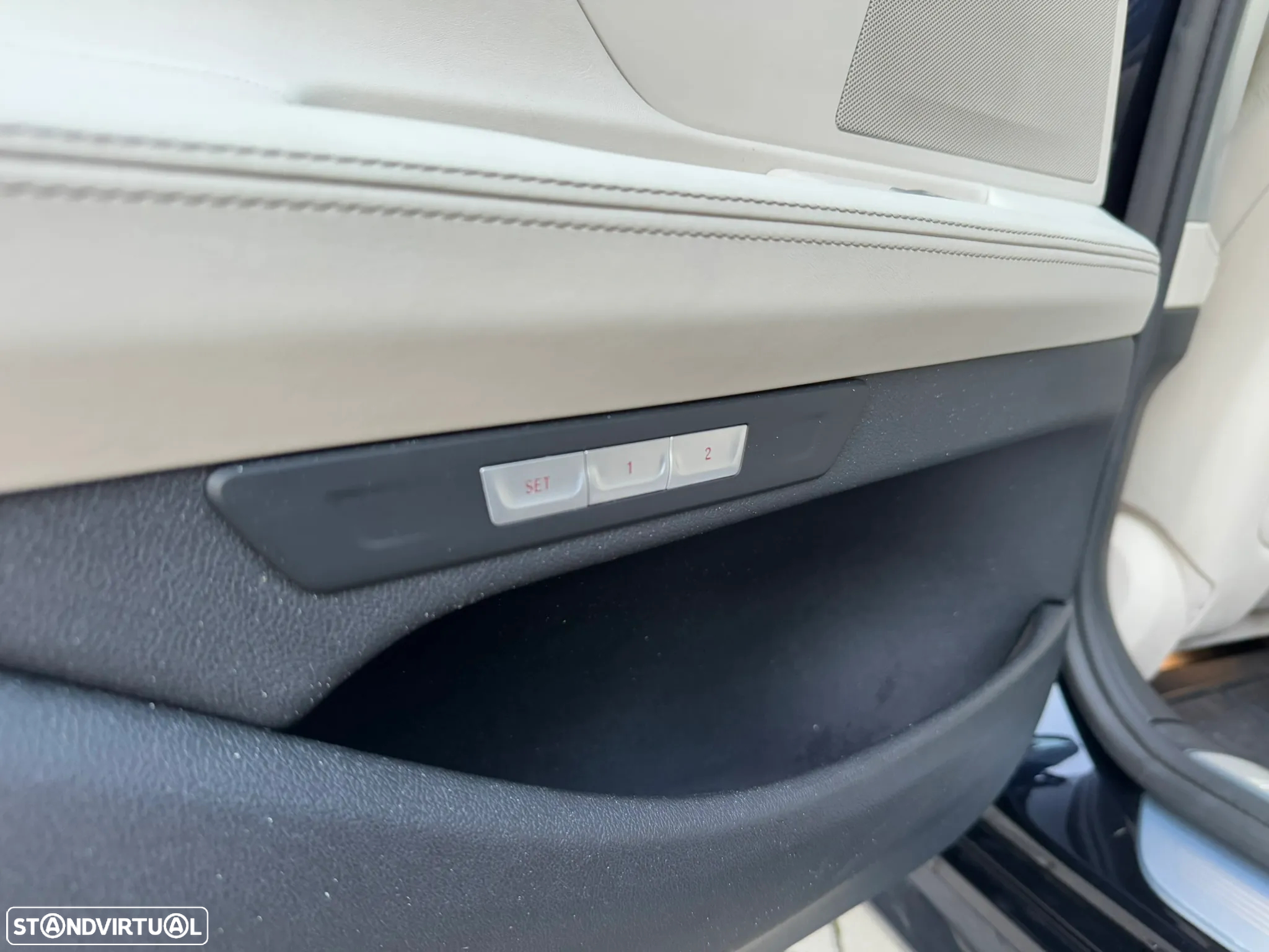 BMW 730 d Pack M - 22