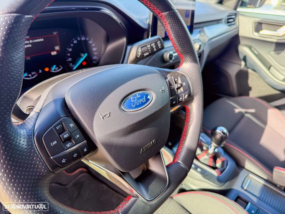 Ford Focus 1.0 EcoBoost ST-Line - 15