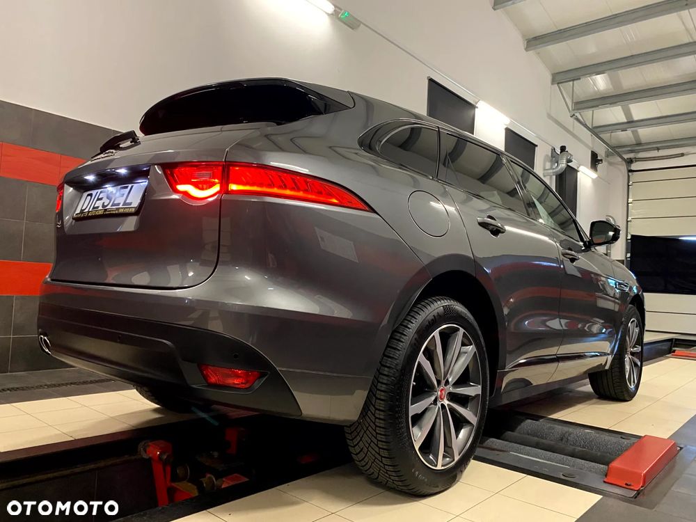 Jaguar F-Pace 20d R-Sport - 13