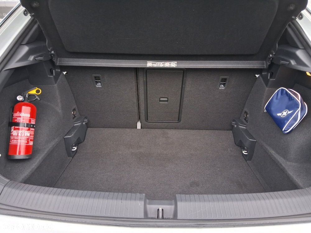 Volkswagen T-Roc 1.5 TSI GPF ACT Premium - 29