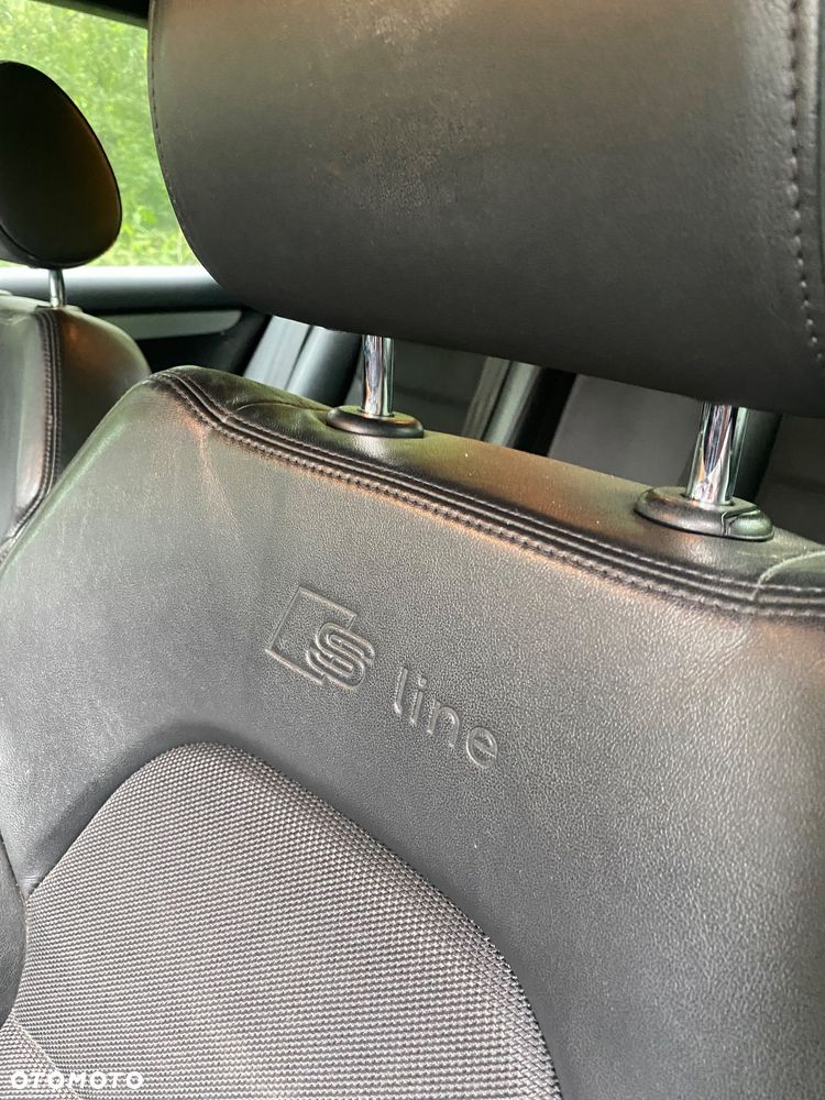 Audi A4 Avant 2.0 TDI - 15