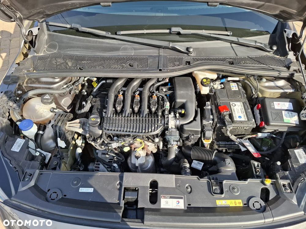 Peugeot 208 PureTech 75 Active Pack - 25