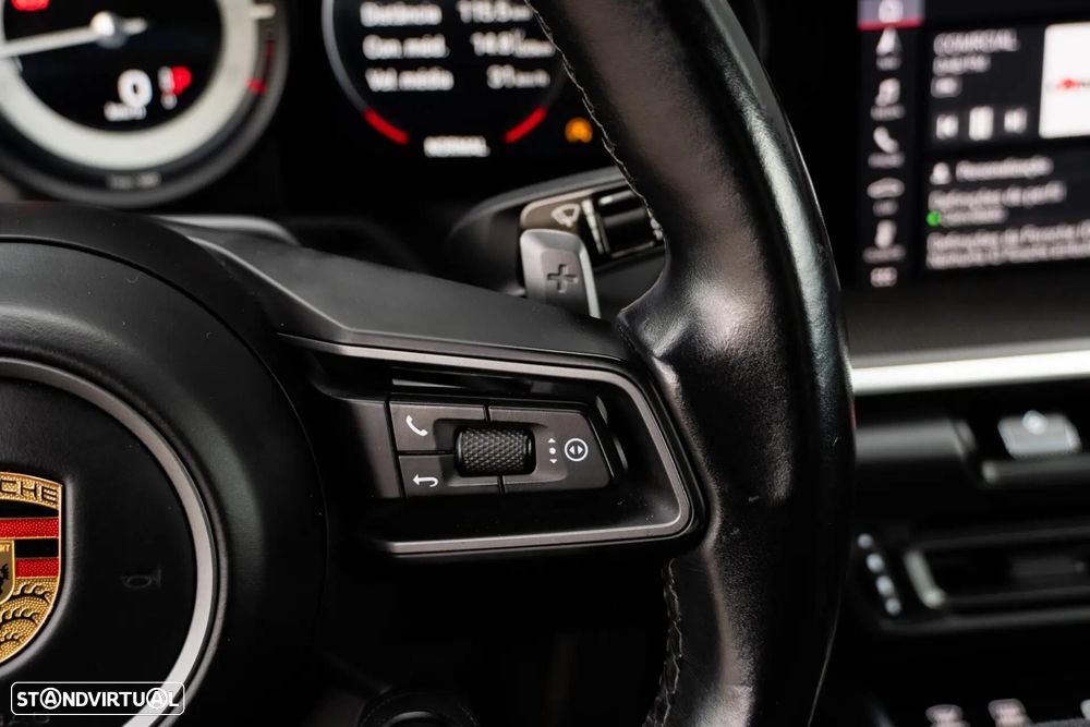 Porsche 911 (992) Carrera 4S PDK - 52