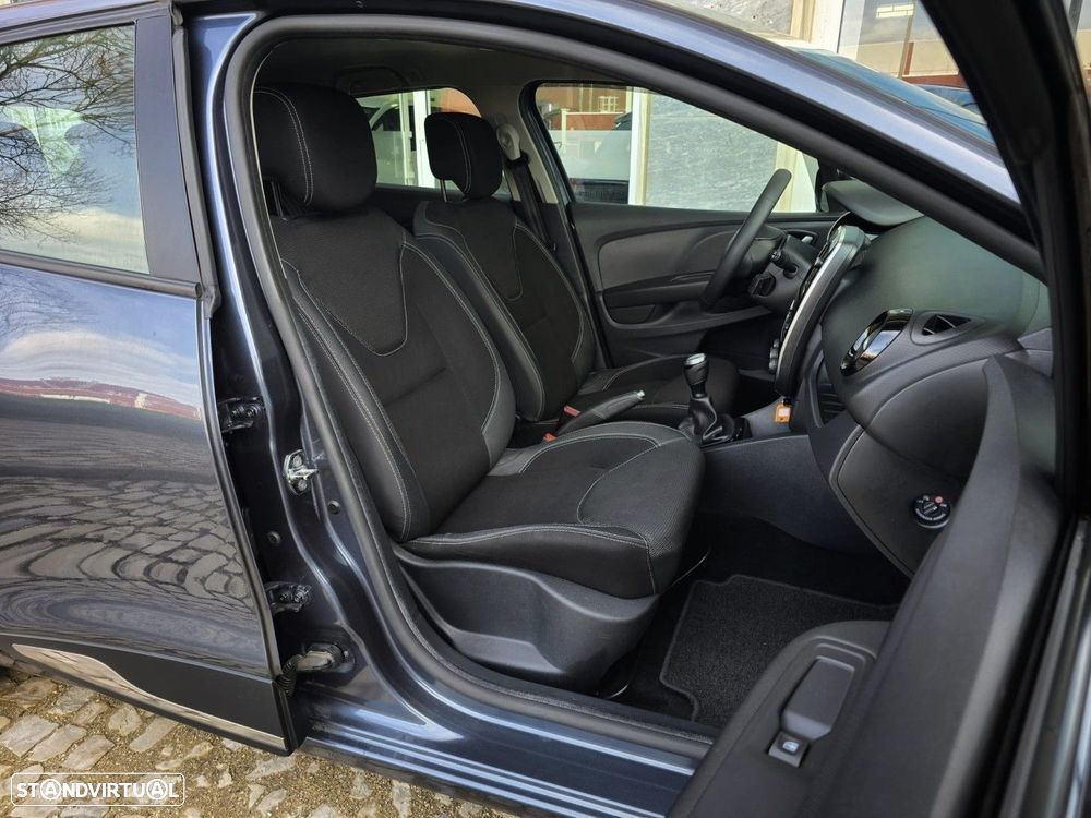 Renault Clio Sport Tourer 1.5 dCi Confort - 23