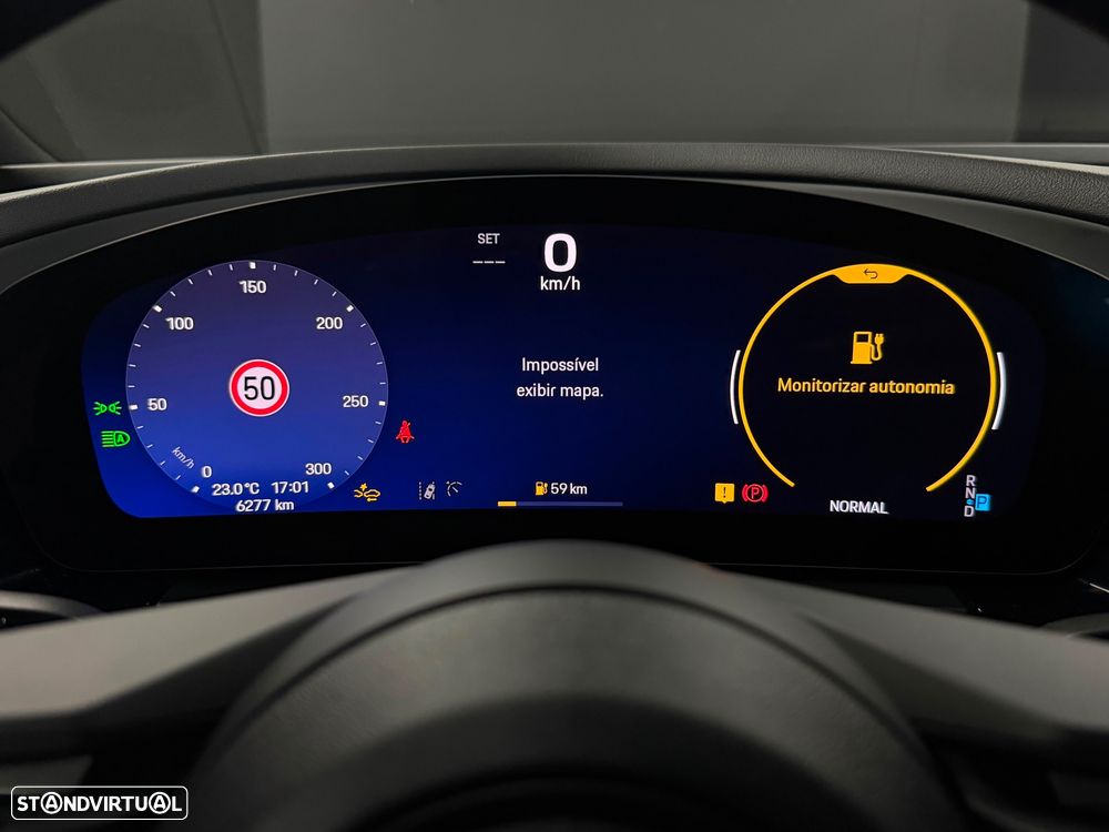 Porsche Macan Electric - 16