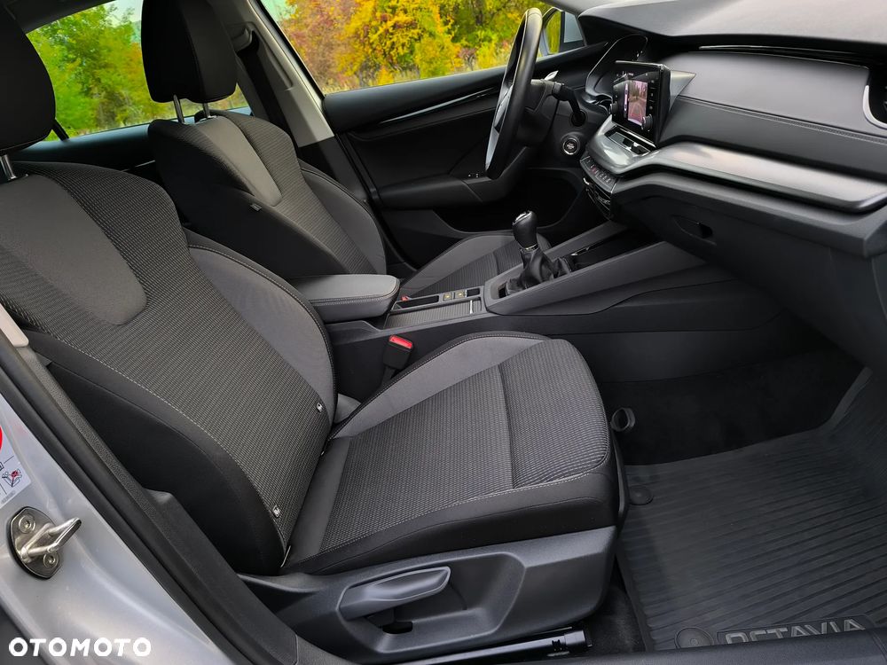 Skoda Octavia 1.5 TSI ACT Ambition - 16