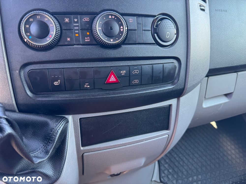 Volkswagen CRAFTER - 15