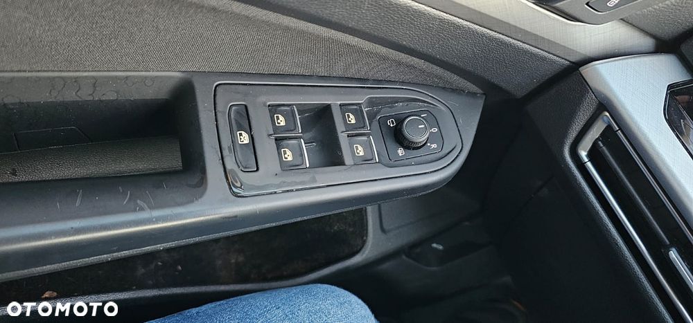 Volkswagen Golf 2.0 TDI - 18