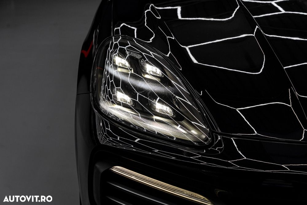 Porsche Cayenne S - 7