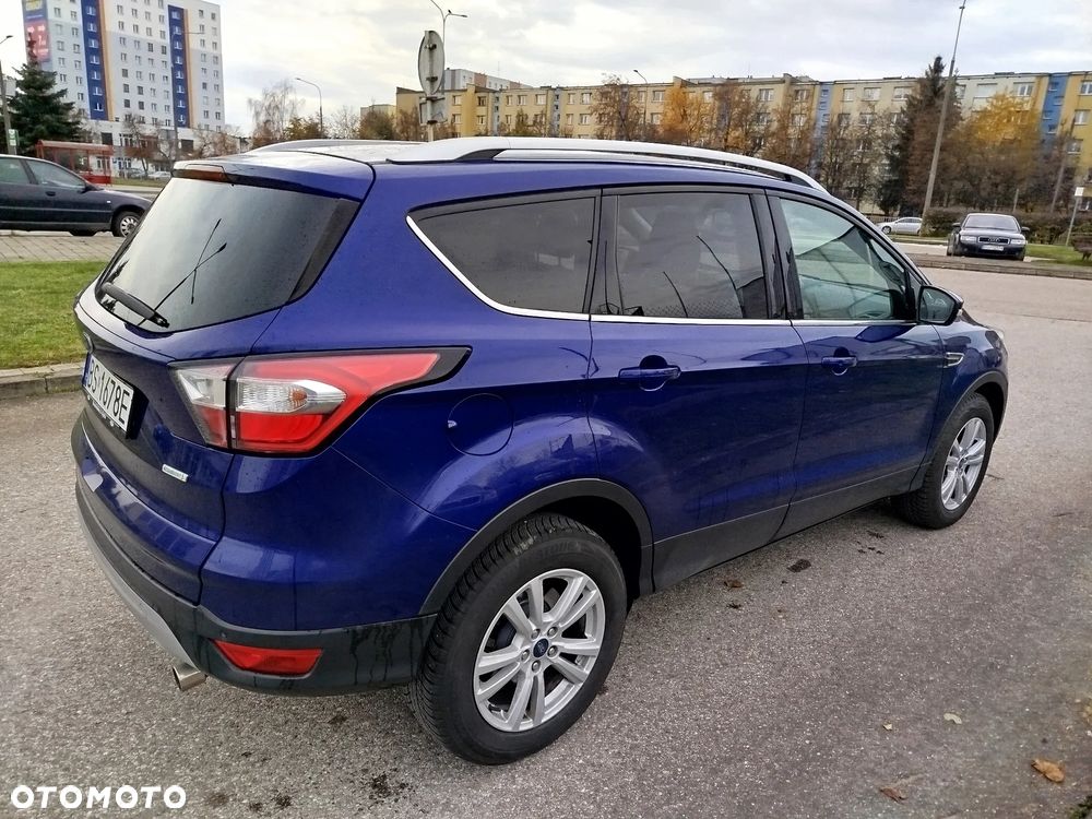 Ford Kuga - 4