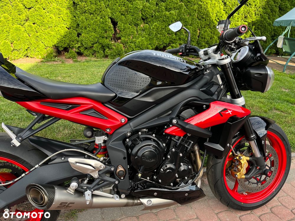 Triumph Street Triple - 14