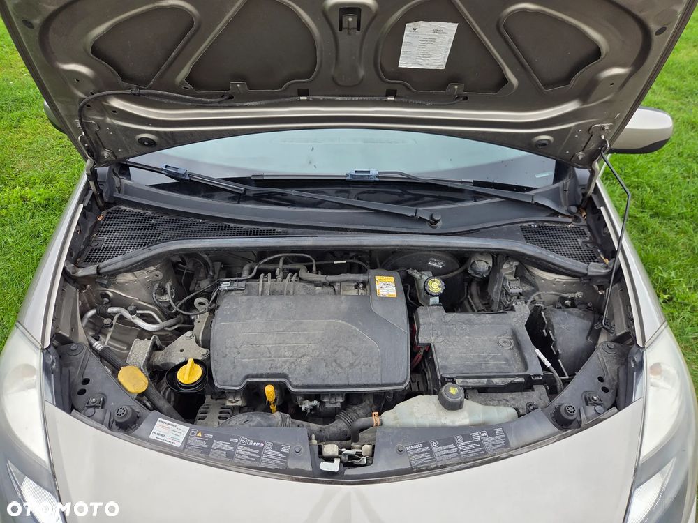 Renault Clio 1.2 16V Alize - 16