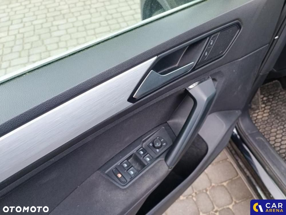 Volkswagen Tiguan - 17