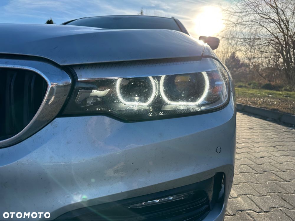 BMW Seria 5 520d Sport Line - 7